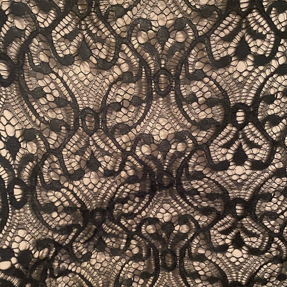 Gianni Bini Black and Tan lace like new dress with beaded detail - Picture 4 of 7